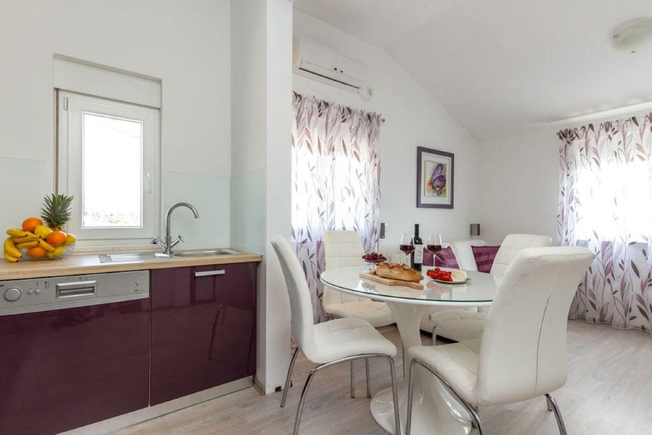 Apartment Nika Split Buitenkant foto